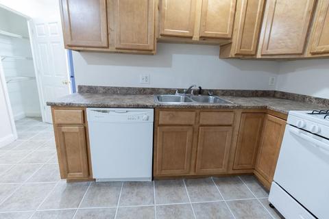 260 Fountain St #C4, Fall River, MA 02721 photo 8