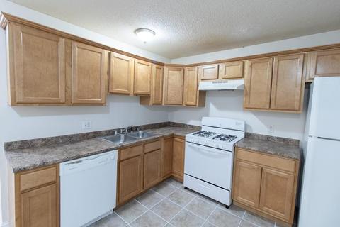 260 Fountain St #C4, Fall River, MA 02721 photo 1