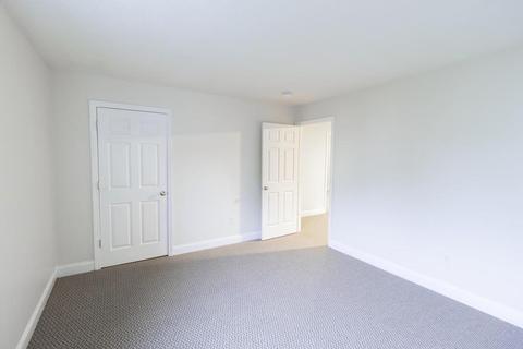 260 Fountain St #C4, Fall River, MA 02721 photo 3