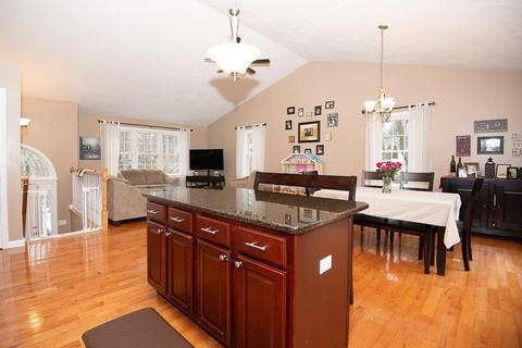 5 Broome Ave, Worcester, MA 01604 photo 3