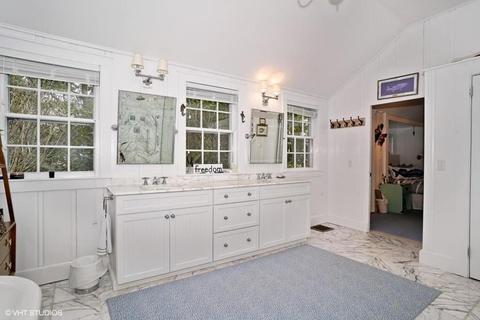185 Marstons Ave, Barnstable, MA 02647 photo 16