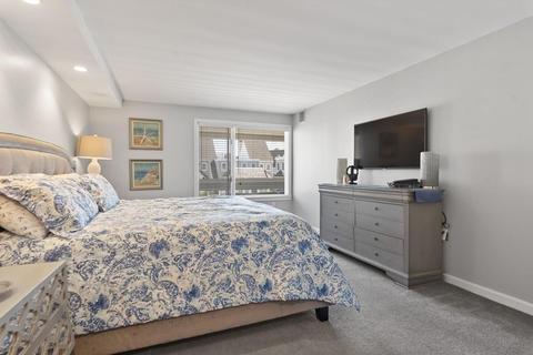 1 Commodore Ct #203, Hull, MA 02045 photo 6
