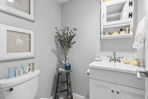 1 Commodore Ct #203, Hull, MA 02045 photo 8