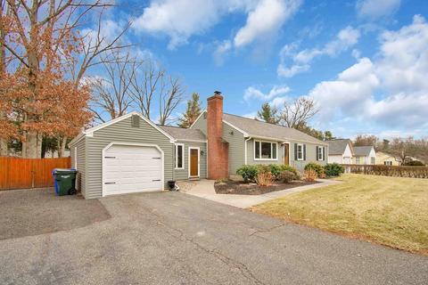 81 Clearbrook Dr, Springfield, MA 01118 photo 33