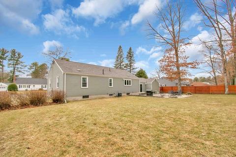 81 Clearbrook Dr, Springfield, MA 01118 photo 38