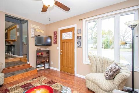 81 Clearbrook Dr, Springfield, MA 01118 photo 25