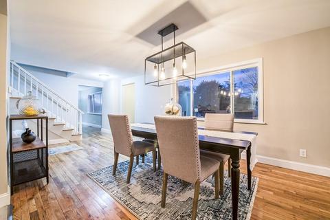 7 Campbell Pl, Chicopee, MA 01020 photo 6