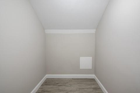7 Campbell Pl, Chicopee, MA 01020 photo 18