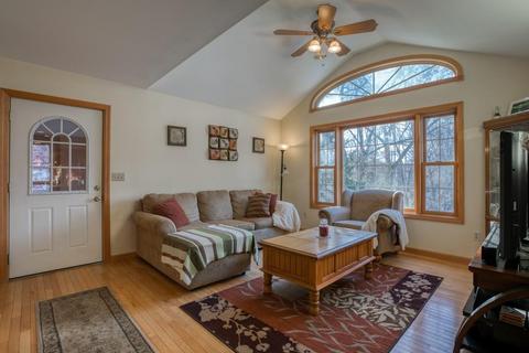87 Beaudry Ave, Chicopee, MA 01020 photo 2