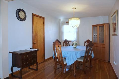 17 Gary Rd, Springfield, MA 01119 photo 8