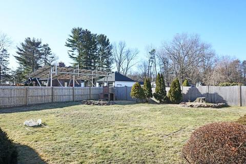 17 Gary Rd, Springfield, MA 01119 photo 15