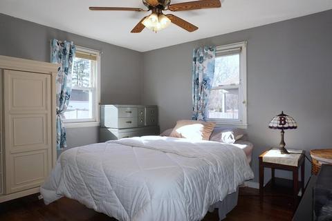17 Gary Rd, Springfield, MA 01119 photo 12