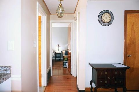 17 Gary Rd, Springfield, MA 01119 photo 11
