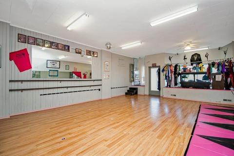 525 Grattan St, Chicopee, MA 01020 photo 33