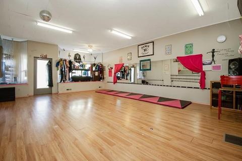525 Grattan St, Chicopee, MA 01020 photo 31