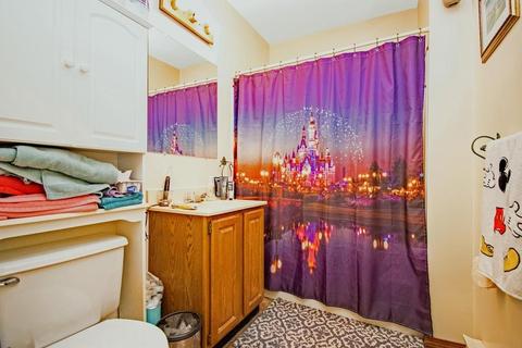 525 Grattan St, Chicopee, MA 01020 photo 22