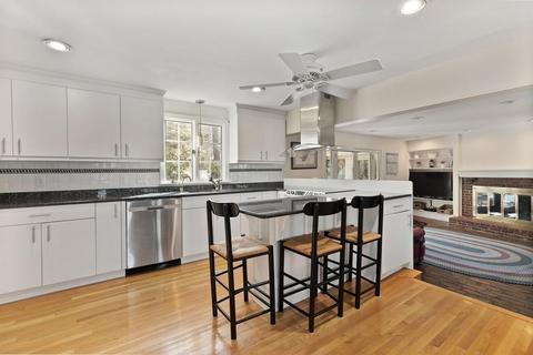 18 Winfield Rd, Hingham, MA 02043 photo 5