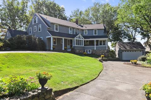 71 Bubier Rd, Marblehead, MA 01945 photo 1
