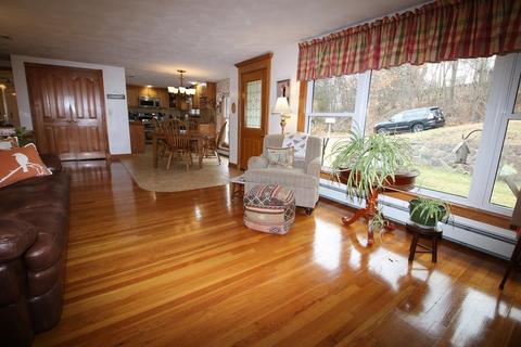 8 Earlene Dr, Saugus, MA 01906 photo 10