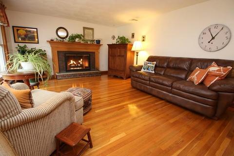 8 Earlene Dr, Saugus, MA 01906 photo 9
