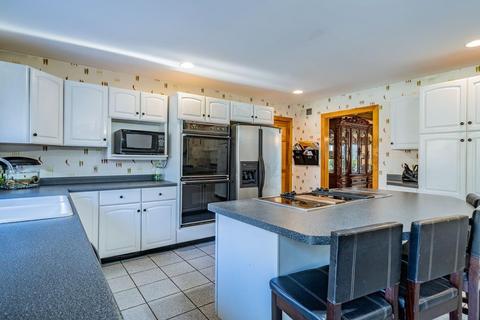 52 Marla Cir, Westfield, MA 01085 photo 6