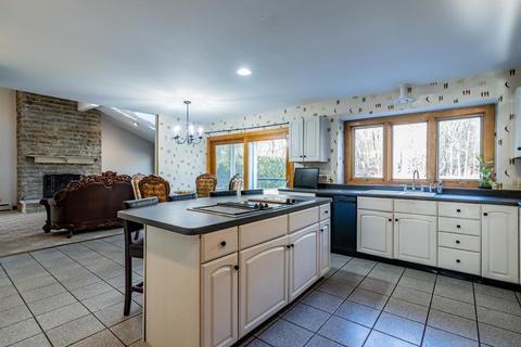 52 Marla Cir, Westfield, MA 01085 photo 8
