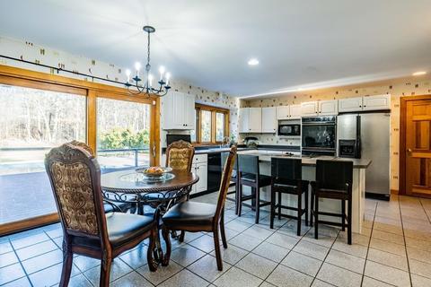 52 Marla Cir, Westfield, MA 01085 photo 9