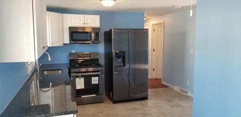 76 Penncastle St, Springfield, MA 01129 photo 4