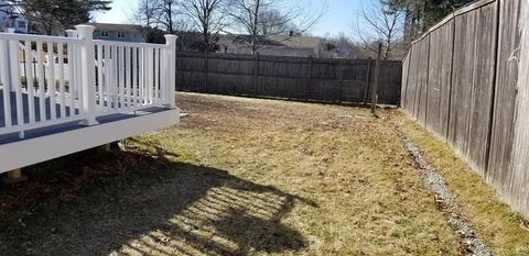 76 Penncastle St, Springfield, MA 01129 photo 24