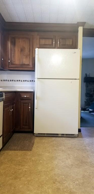 68 Shoreline Dr, Ware, MA 01082 photo 10