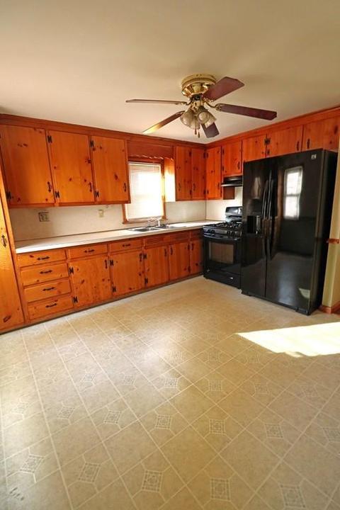 15 Juniper Dr, Springfield, MA 01119 photo 11