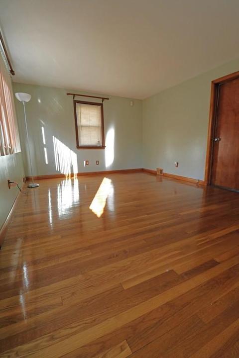 15 Juniper Dr, Springfield, MA 01119 photo 8
