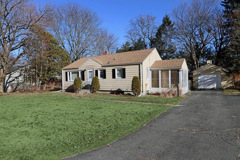15 Juniper Dr, Springfield, MA 01119 photo 2