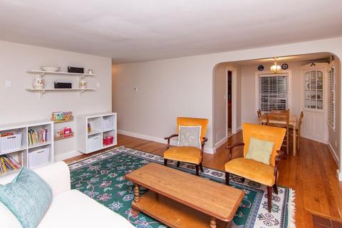 10 Eisenhower Ave, Natick, MA 01760 photo 5