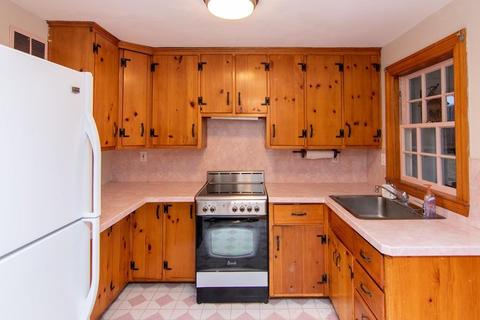 10 Eisenhower Ave, Natick, MA 01760 photo 8
