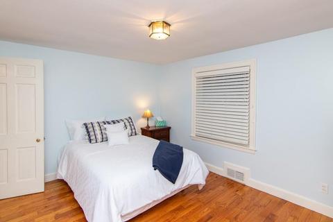 10 Eisenhower Ave, Natick, MA 01760 photo 9