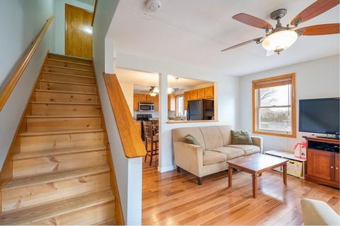 39 Plain St, Easthampton, MA 01027 photo 13