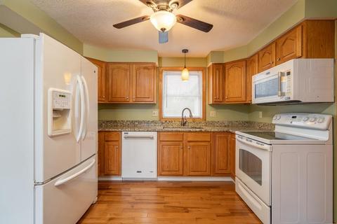 39 Plain St, Easthampton, MA 01027 photo 21