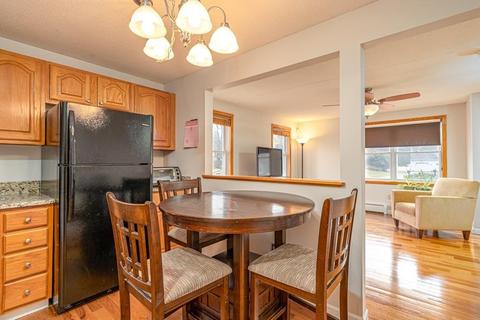 39 Plain St, Easthampton, MA 01027 photo 9