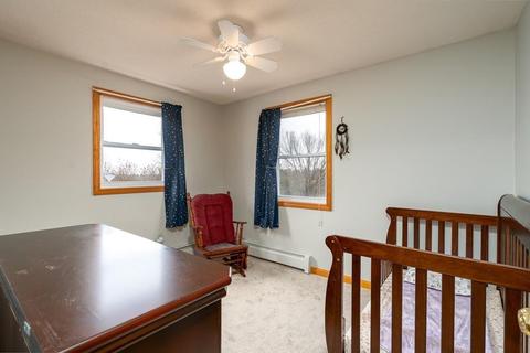 39 Plain St, Easthampton, MA 01027 photo 18