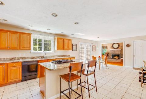 9 Ryan Rd, Millis, MA 02054 photo 6
