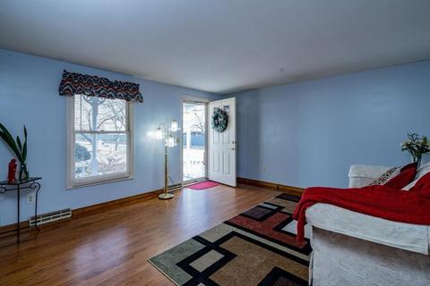 86 Castle St, Springfield, MA 01118 photo 12