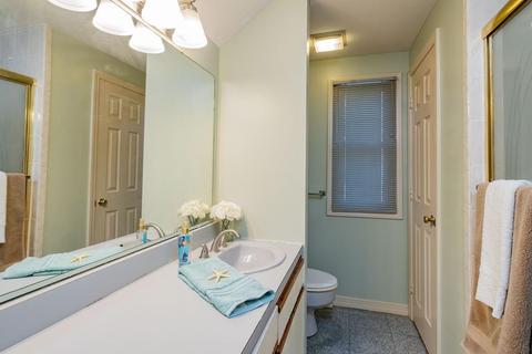 86 Castle St, Springfield, MA 01118 photo 14