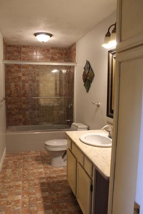 18 Midgley Ln, Worcester, MA 01604 photo 23