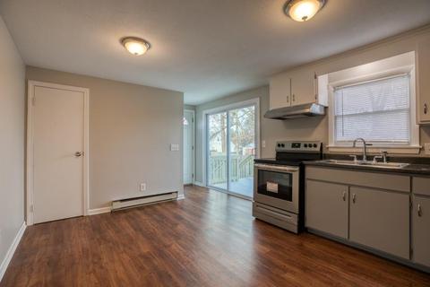 66 Aspen Rd, Springfield, MA 01128 photo 4