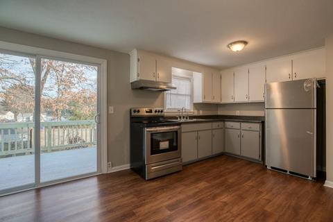 66 Aspen Rd, Springfield, MA 01128 photo 5