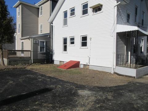 33 Hall St, Fall River, MA 02724 photo 2