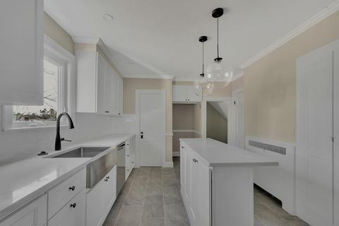15 Gardner Rd, Reading, MA 01867 photo 2