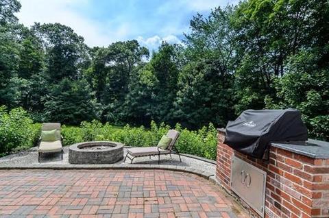 4 Maple St, Franklin, MA 02038 photo 10