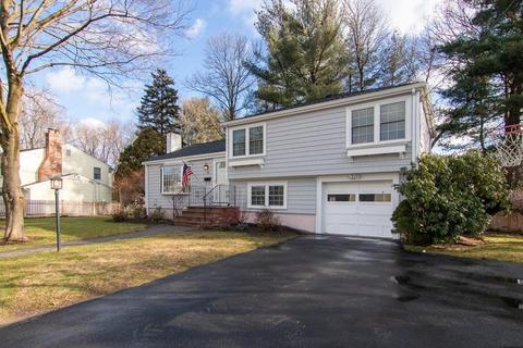 33 Border Rd, Needham, MA 02492 photo 2